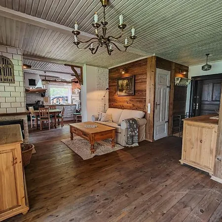 Domek Goscinny Stara Stolarnia Kleosin Exteriér fotografie
