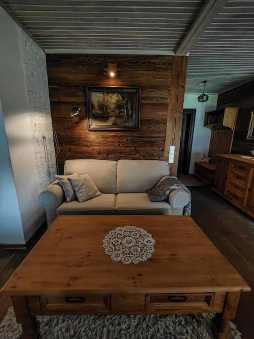 Goscinny Stara Stolarnia Holiday home Kleosin